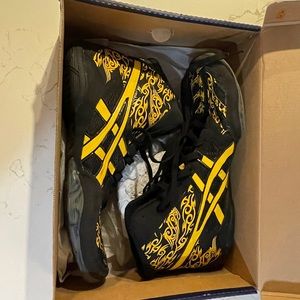 ASICS Split Second 9 LE Wrestling Shoes.